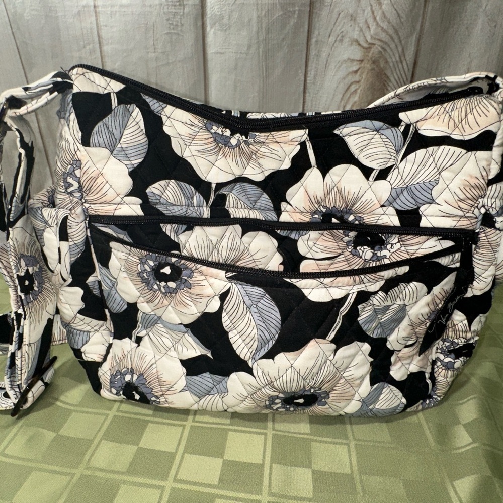 Vera Bradley Frankie Ret Black and White Floral Crossbody Bag Purse Handbag - Picture 3 of 8